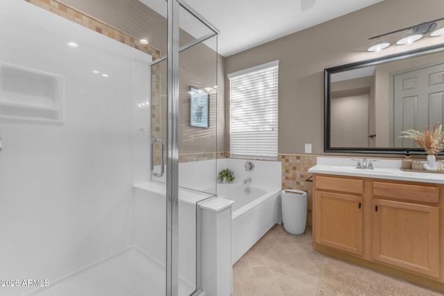 20282 E ARROWHEAD Trail, Queen Creek, AZ 85142