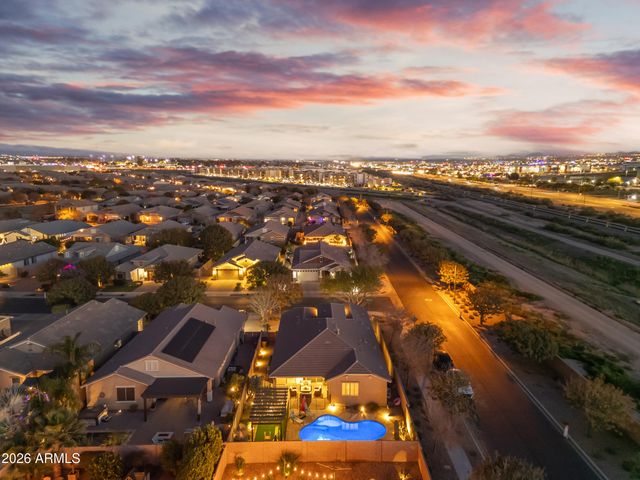 20282 E ARROWHEAD Trail, Queen Creek, AZ 85142