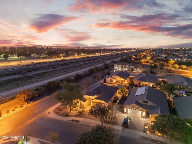 20282 E ARROWHEAD Trail, Queen Creek, AZ 85142