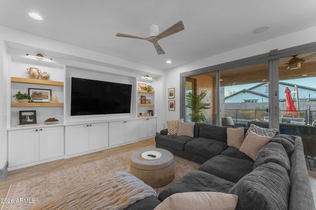 20282 E ARROWHEAD Trail, Queen Creek, AZ 85142