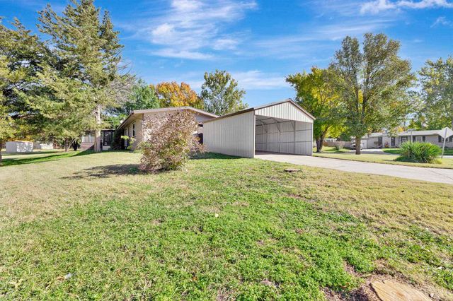 240 Warren, El Dorado, KS 67042