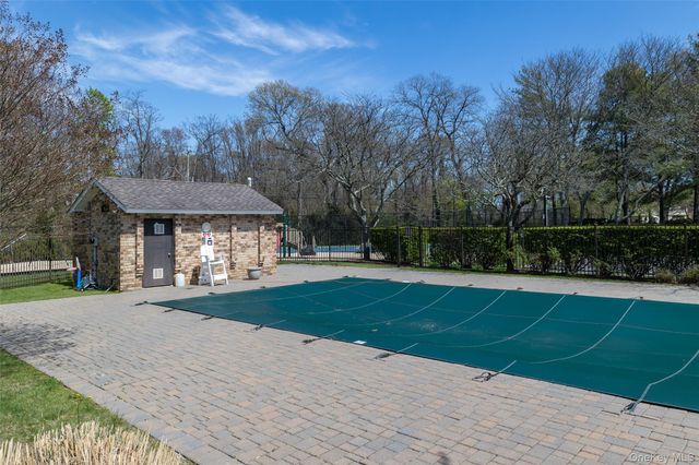 83 Town House Drive, Massapequa Park, NY 11762