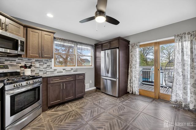 30 Harrison Place, Parlin, NJ 08859