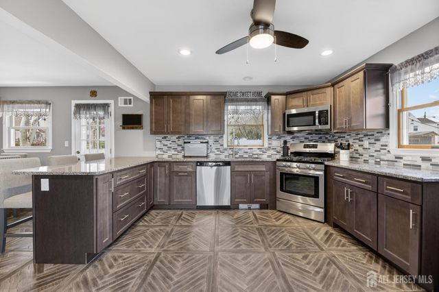 30 Harrison Place, Parlin, NJ 08859