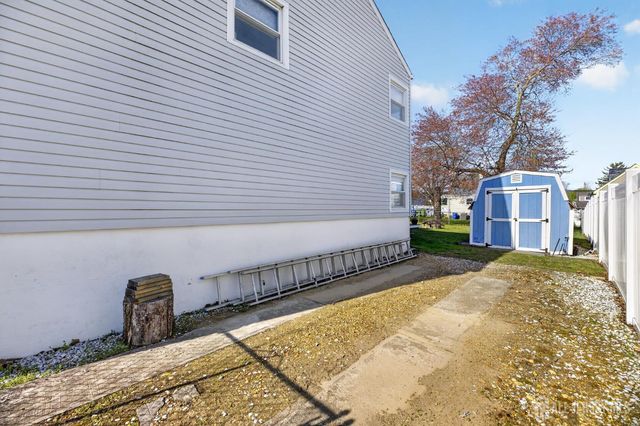 30 Harrison Place, Parlin, NJ 08859