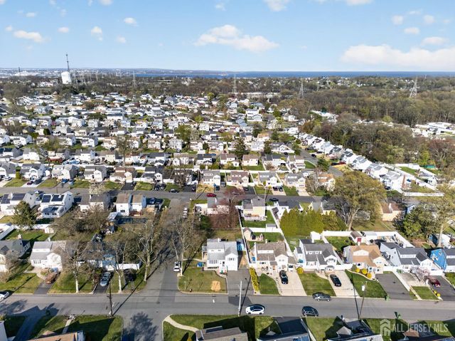 30 Harrison Place, Parlin, NJ 08859