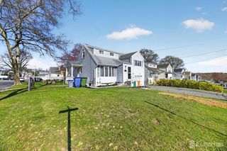 30 Harrison Place, Parlin, NJ 08859