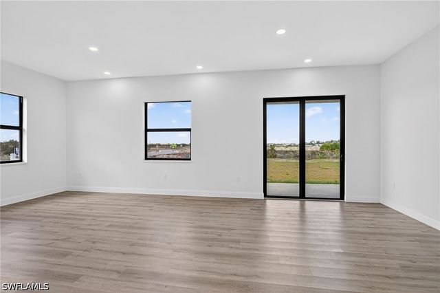 560 Genoa AVE S, Lehigh Acres, FL 33974