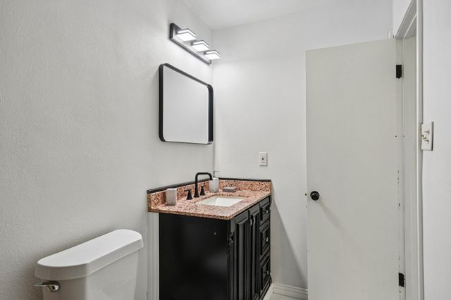 5564 Ragan Drive, The Colony, TX 75056