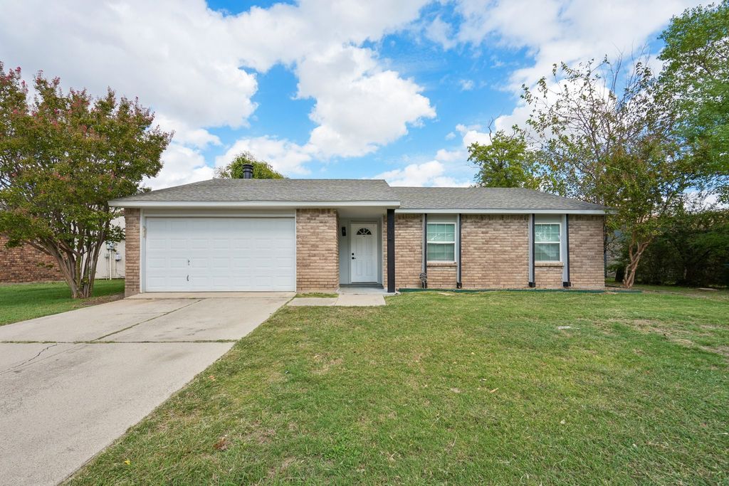 5564 Ragan Drive, The Colony, TX 75056 — exterior