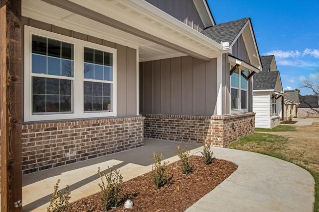 222 Nolan Farms Boulevard, Winona, TX 75792