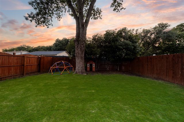 3821 Mckinley Drive, Plano, TX 75023