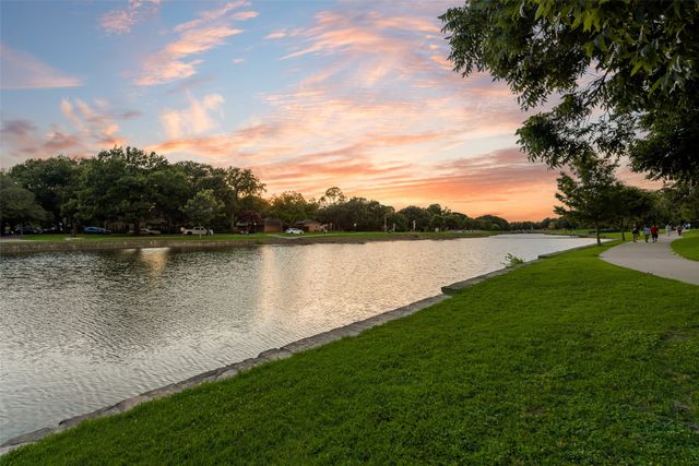 3821 Mckinley Drive, Plano, TX 75023