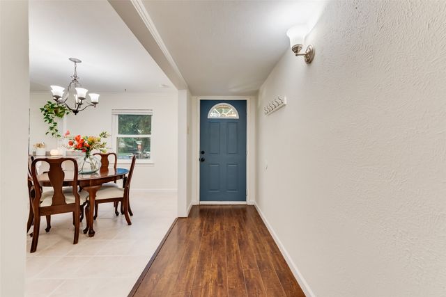 3821 Mckinley Drive, Plano, TX 75023