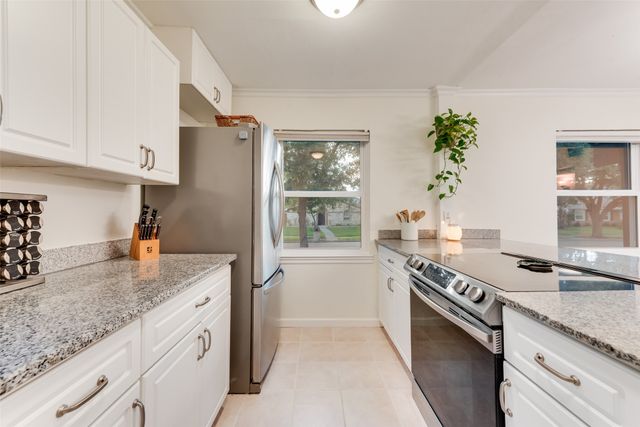 3821 Mckinley Drive, Plano, TX 75023