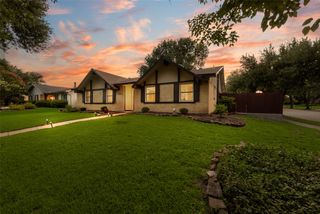 3821 Mckinley Drive, Plano, TX 75023