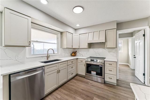 29 Hillcrest Drive, Platte City, MO 64079