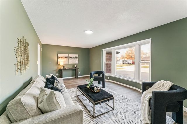 29 Hillcrest Drive, Platte City, MO 64079