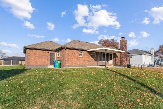 29 Hillcrest Drive, Platte City, MO 64079