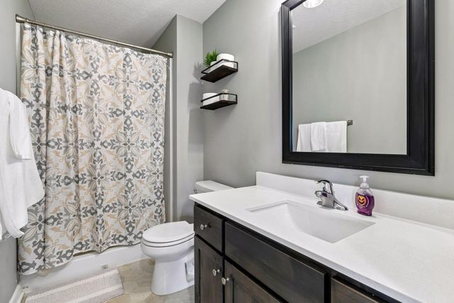 27614 Kaden Street, Elko New Market, MN 55020