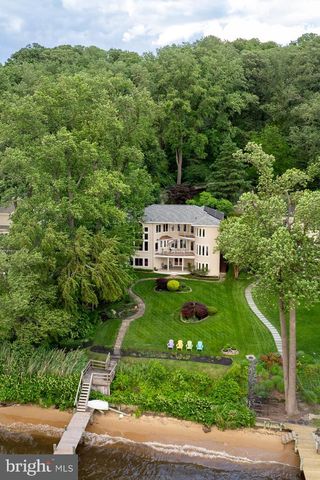 922 OLD COUNTY RD, Severna Park, MD 21146