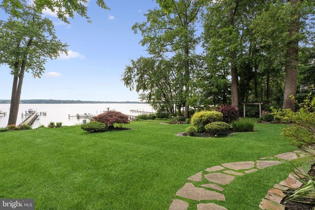 922 OLD COUNTY RD, Severna Park, MD 21146