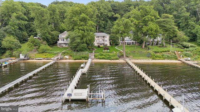 922 OLD COUNTY RD, Severna Park, MD 21146