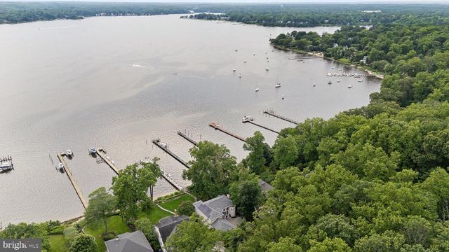 922 OLD COUNTY RD, Severna Park, MD 21146