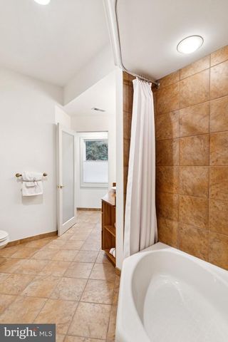 922 OLD COUNTY RD, Severna Park, MD 21146