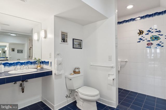 922 OLD COUNTY RD, Severna Park, MD 21146