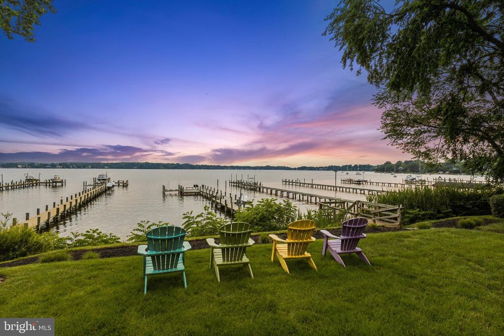 922 OLD COUNTY RD, Severna Park, MD 21146