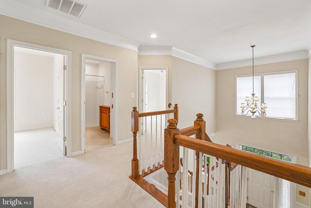 21565 CENTER POINT CIR, Ashburn, VA 20147