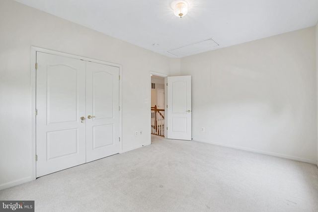 21565 CENTER POINT CIR, Ashburn, VA 20147