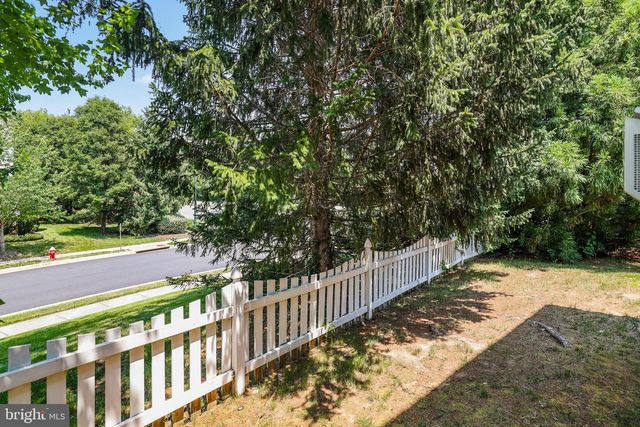 21565 CENTER POINT CIR, Ashburn, VA 20147