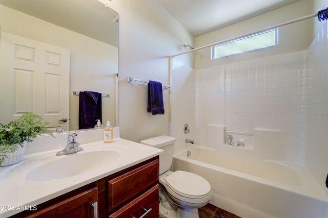 880 S BUENA VISTA Drive, Apache Junction, AZ 85120