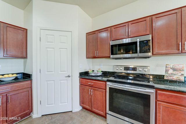 880 S BUENA VISTA Drive, Apache Junction, AZ 85120