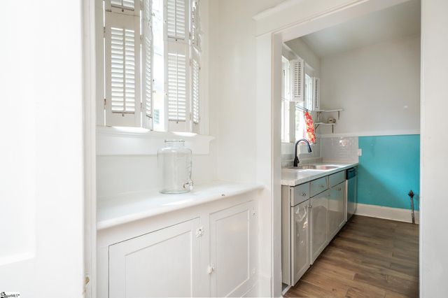 494 Lucas Court, Spartanburg, SC 29302