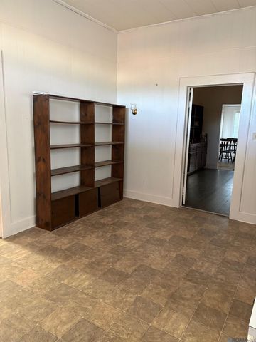 208 St Patrick St, Donaldsonville, LA 70346