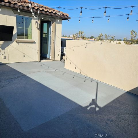 820 E Santa Ana Street, Anaheim, CA 92805