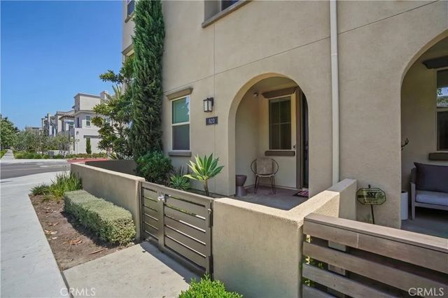 820 E Santa Ana Street, Anaheim, CA 92805