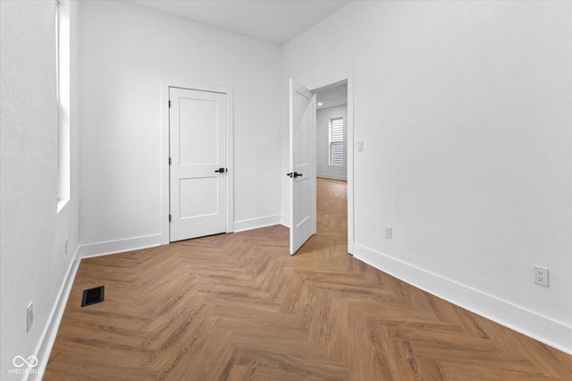 206 N Beville Avenue, Indianapolis, IN 46201