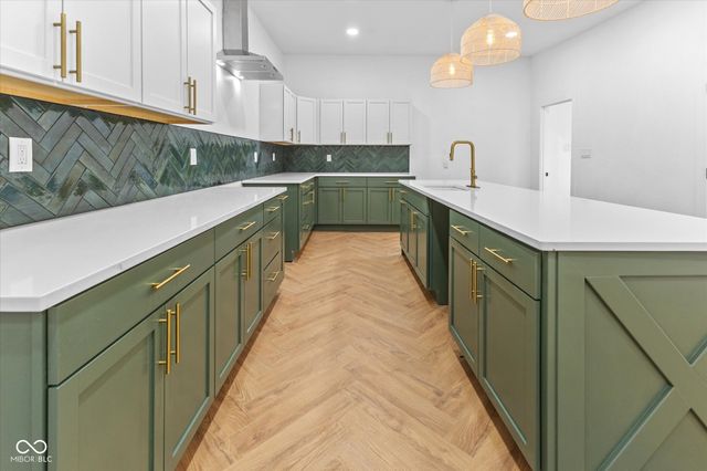 206 N Beville Avenue, Indianapolis, IN 46201