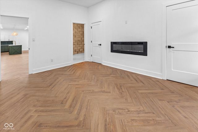 206 N Beville Avenue, Indianapolis, IN 46201