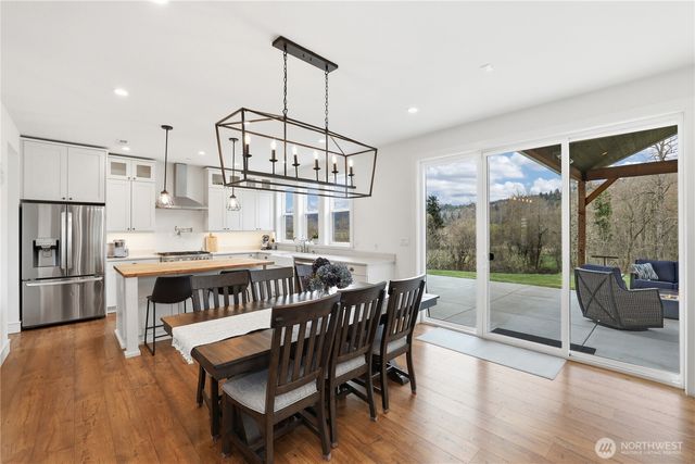 10605 164th Avenue Ct E, Bonney Lake, WA 98391