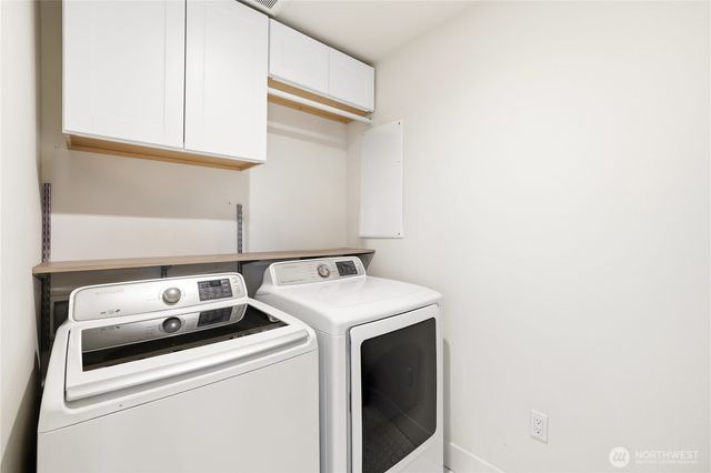 10605 164th Avenue Ct E, Bonney Lake, WA 98391