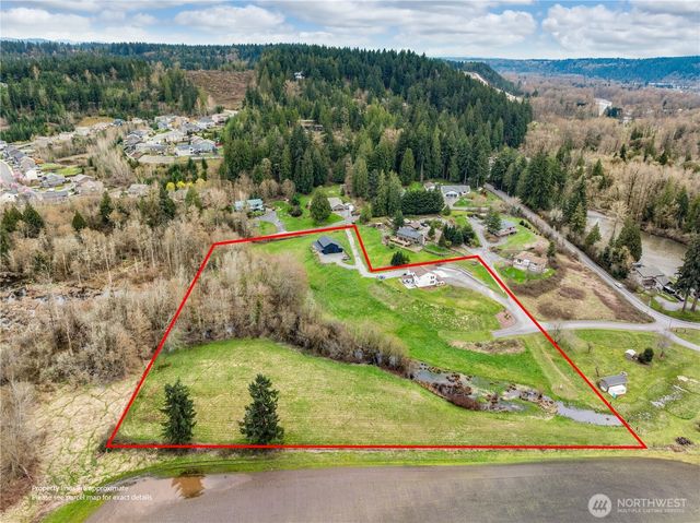 10605 164th Avenue Ct E, Bonney Lake, WA 98391