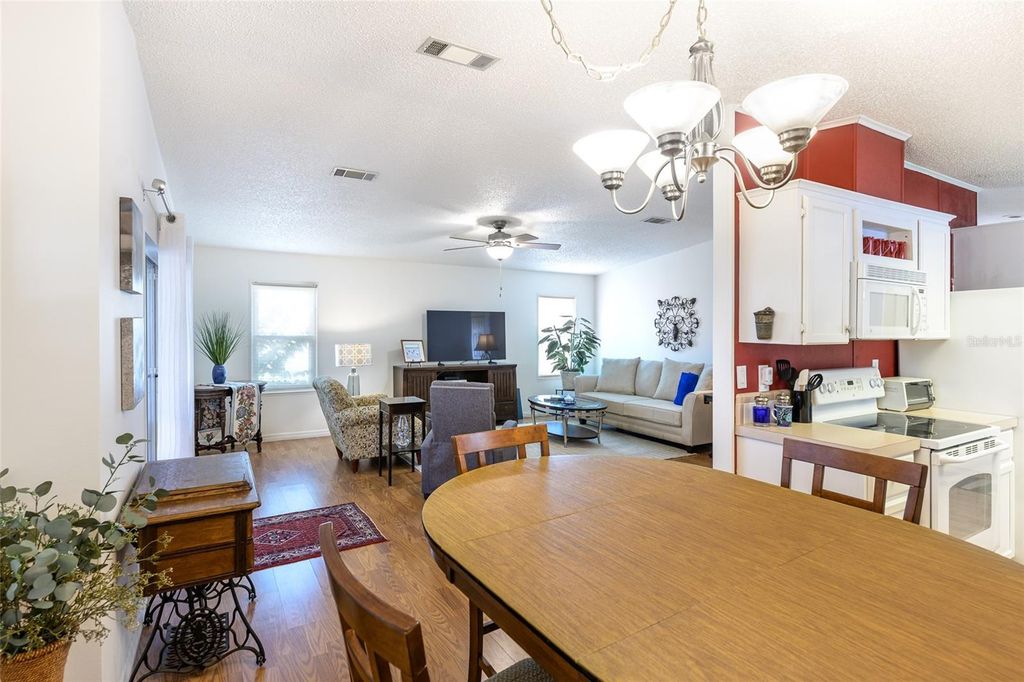 Image 15 of property listing at 5707 45TH STREET E 222, Bradenton, FL 34203