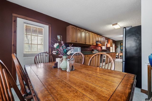 6360 Fm 1104, Kingsbury, TX 78638