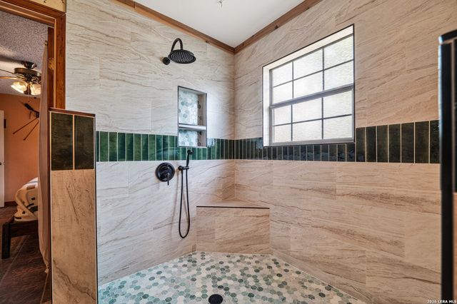 6360 Fm 1104, Kingsbury, TX 78638