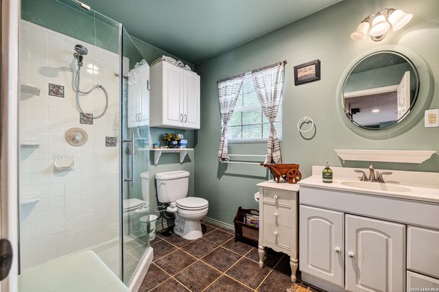 6360 Fm 1104, Kingsbury, TX 78638